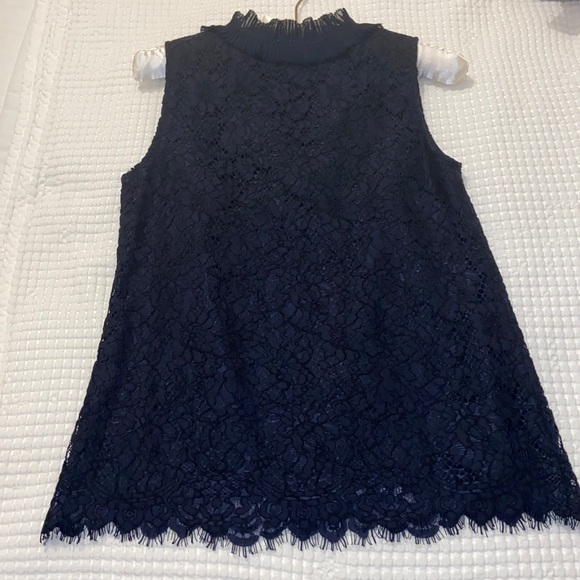 J. Crew Sleevless lace top with eye lash trim and ruffled collar - Picture 5 of 6